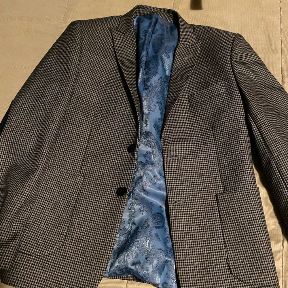 Men's Black and Gray Checkered Blazer
